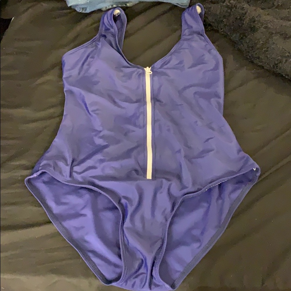 Bathing suit